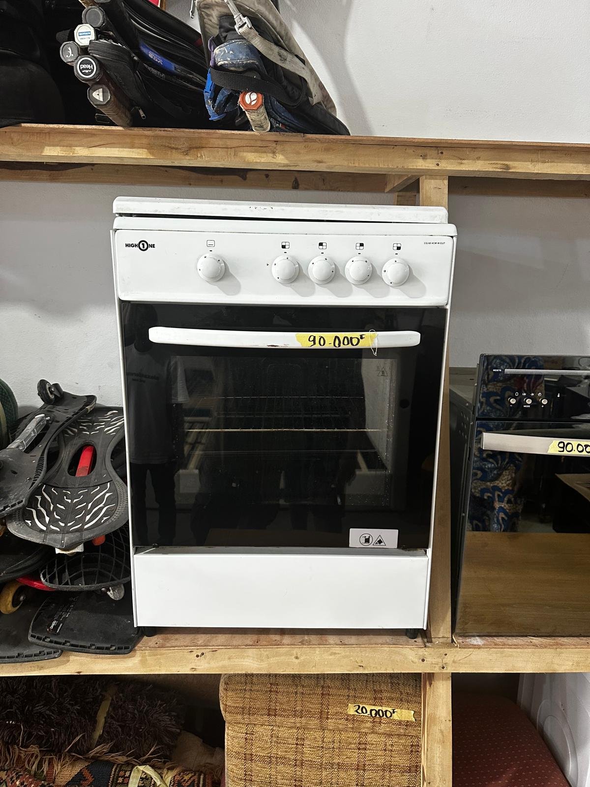 Cuisinière Four