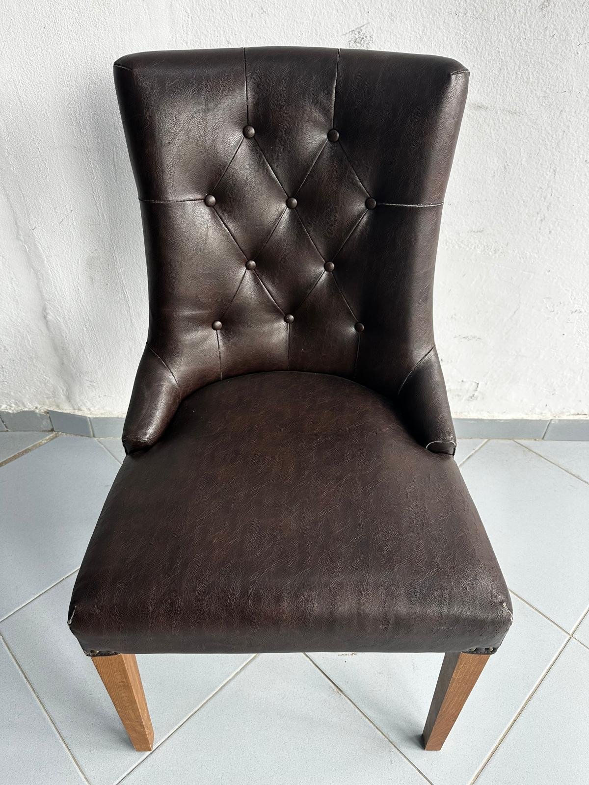 Fauteuil en cuir marron